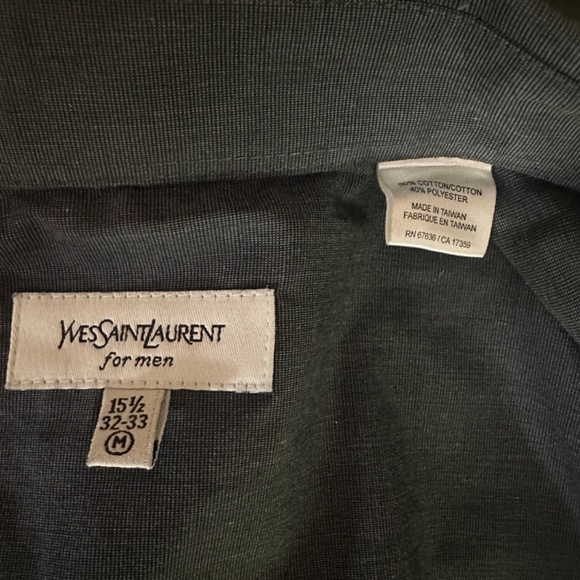 Yves St Laurent Dress Shirt 15.5 / 32-33 Gently worn 60% cotton / 40% polyester - Picture 4 of 4
